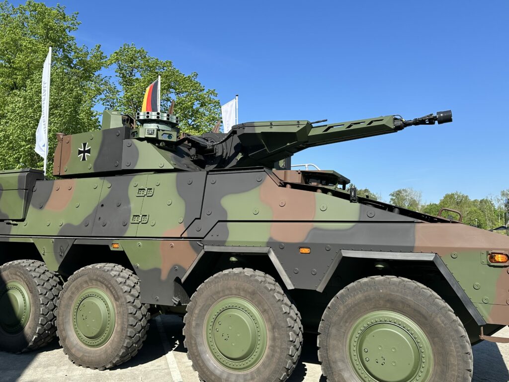 Der Lance-Turm auf Boxer beim ursprünglich australischen Radspähpanzer.