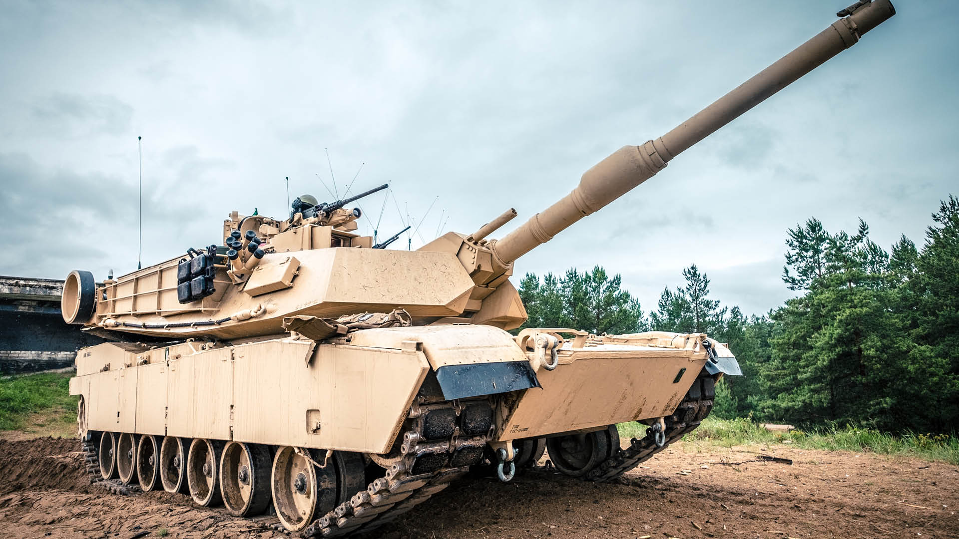 Ketten für amerikanische Panzer liefert jetzt American Rheinmetall.