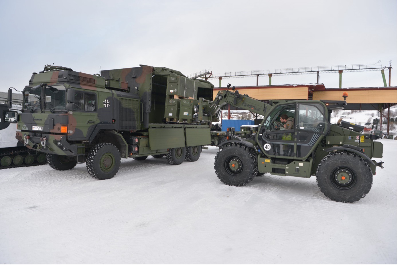 Teleskoplader MERLO 4,5 t beim Gebirgsversorgungsbataillon 8 während der Übung Nordic Response 2024.