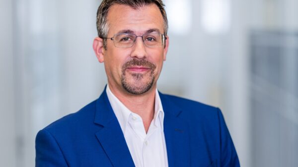 Thales (Euronext Paris: HO), ein weltweit führendes Unternehmen in den Bereichen Verteidigung und Sicherheit, Luft- und Raumfahrt sowie digitale Identität und Sicherheit, hat Christoph Ruffner zum 1. Januar 2024 zum CEO und Country Director für Thales Deutschland ernannt.