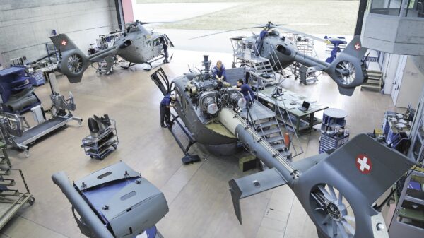 Die Maintenance von Hubschraubern erfordert neben technischem Know-how auch einen besonderen Fokus auf der Ersatzteilplanung, da einige Elemente Jahre bis zur Lieferung brauchen. RUAG konnte beides optimieren und damit selbst größere Upgrades und Wartungen innerhalb von wenigen Monaten realisieren.