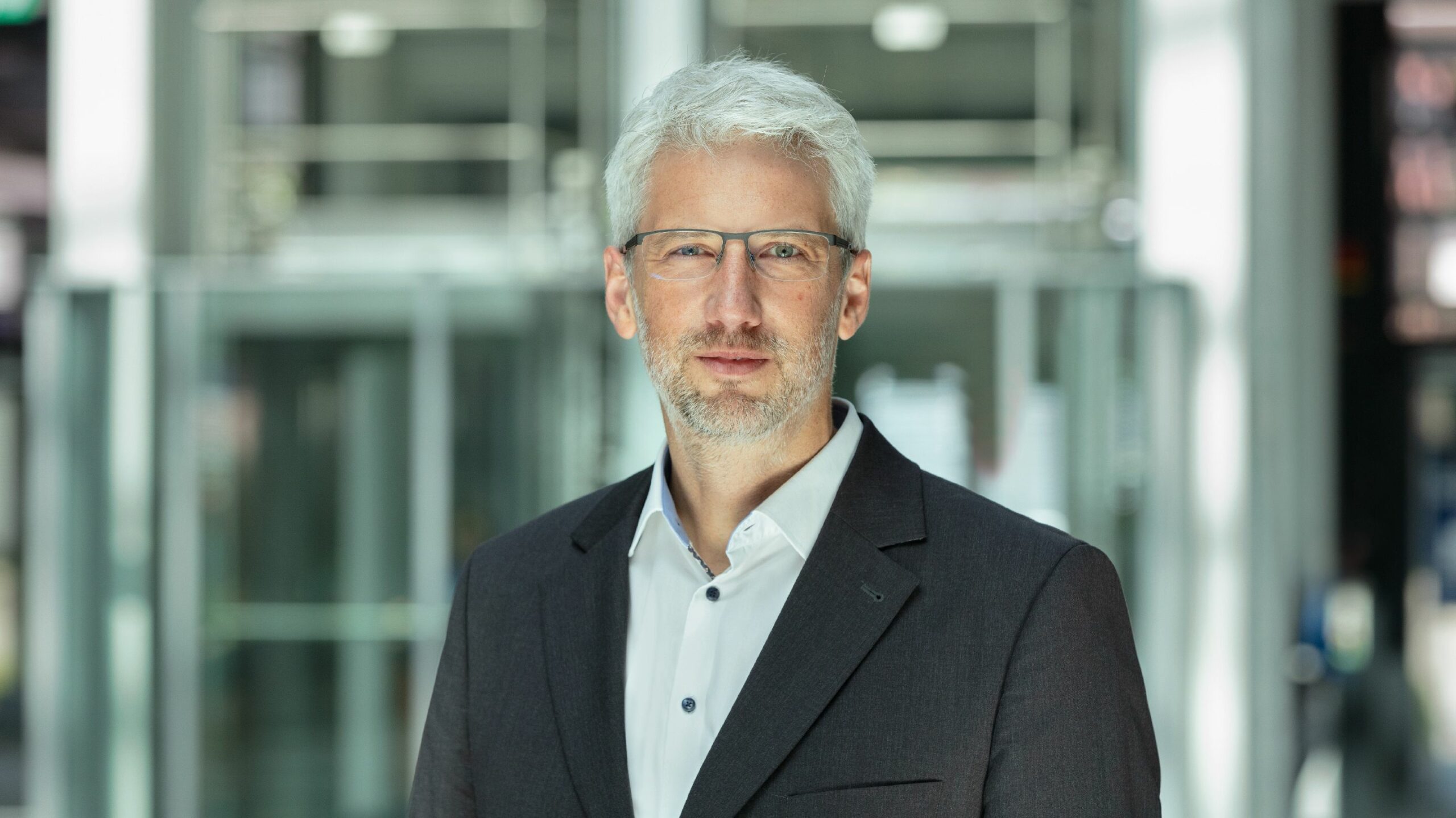 Henrik Schober ist seit dem 1. Oktober der neue Leiter des Marine-Kompetenzzentrum Nord von Rohde & Schwarz.