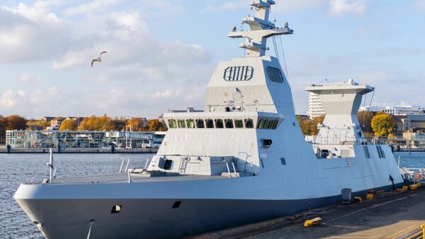 Am 11. November 2020 nahmen die israelischen Verteidigungskräfte die erste Korvette der Sa'ar-6-Klasse in ihre Flotte auf. Die Flaggenübergabezeremonie fand in Deutschland statt, wo das erste Schiff, die INS "Magen", offiziell an die israelische Marine übergeben wurde.