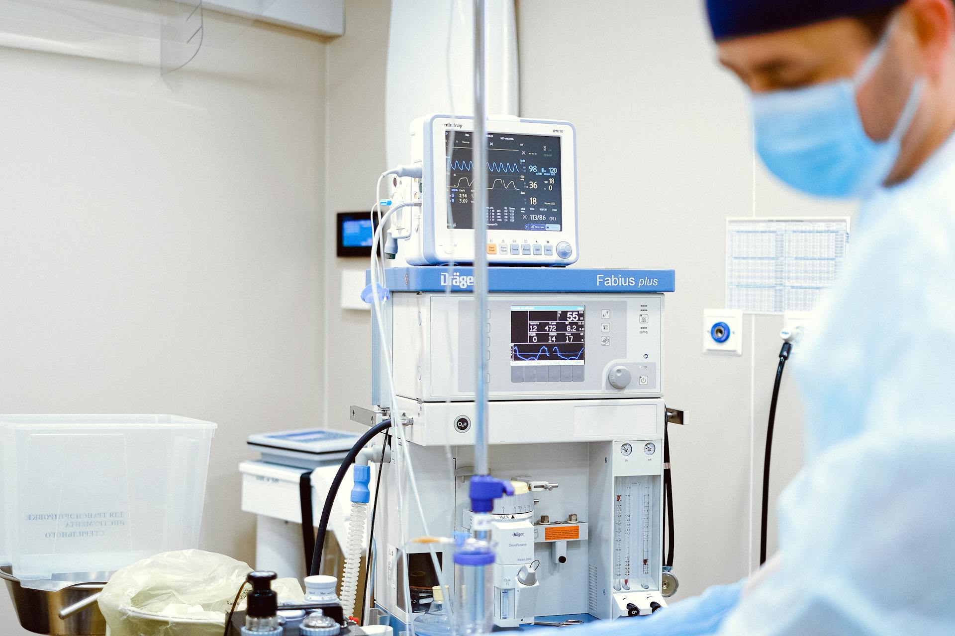 Die Überwachung der Vitaldaten auf einem Patientenmonitor eines Patienten ist häufig Grundlage für medizinische Entscheidungen.