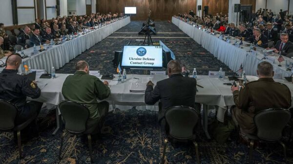 Die Mitgliedstaaten der Ukraine Defence Contact Group haben weitere militärische Hilfen an die Ukraine auf den Weg gebracht. Deutschland leistet in diesem auch Ramstein-Format genannten Gremium seinen Beitrag